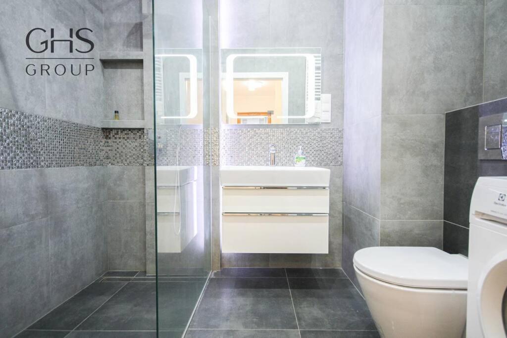 كراكوفيا Apartament W Scislym Centrum Miasta, Rakowicka المظهر الخارجي الصورة